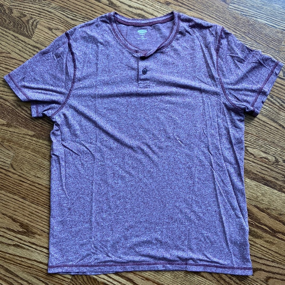 Old Navy Maroon Heathered Henley T-Shirt